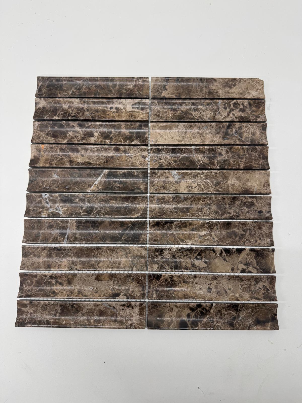 Kit Kat Conclave Marron Emperador