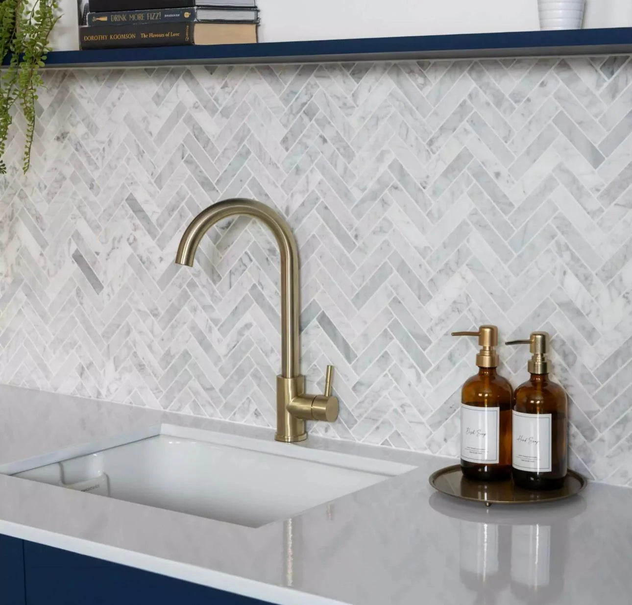 Marble Bianca Carrara Herringbone
