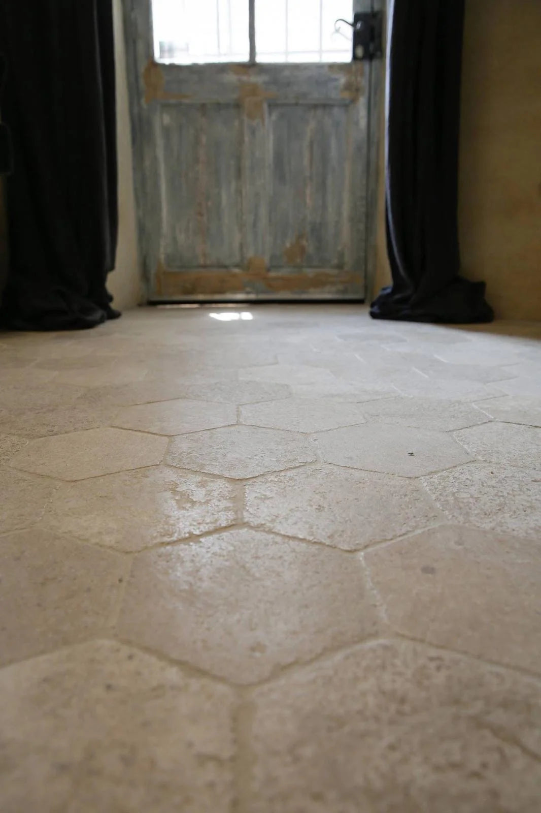 Travertin Hexagon