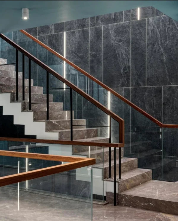 Accademia Runa Nero | Nexion