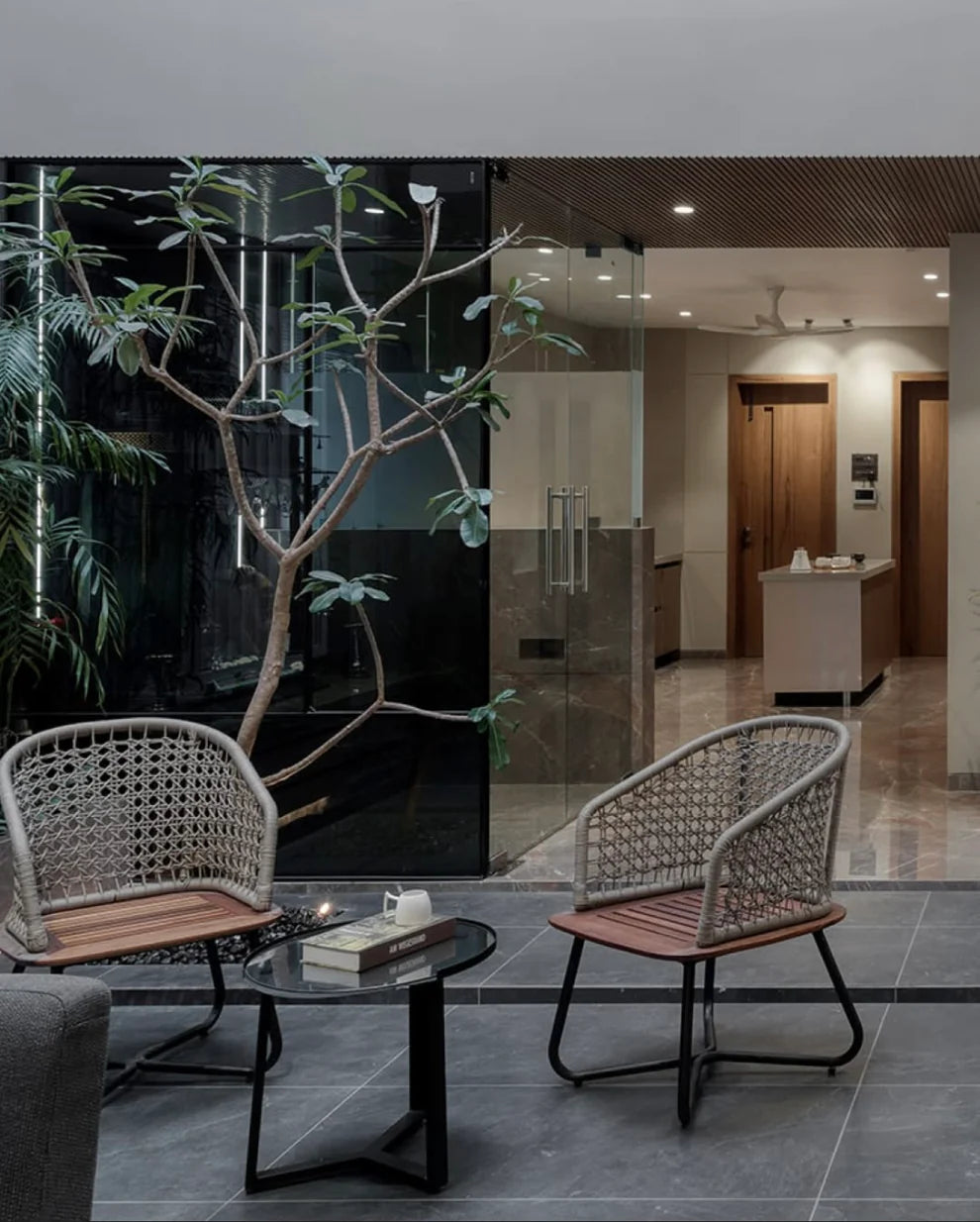 Accademia Runa Nero | Nexion