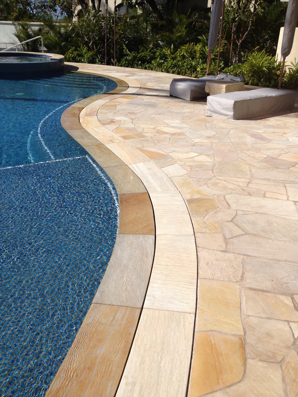 art 791 Flagstones Brasil Yellow Dikformaat 25-40mm 4-8pc M2 geselecteerd materiaal