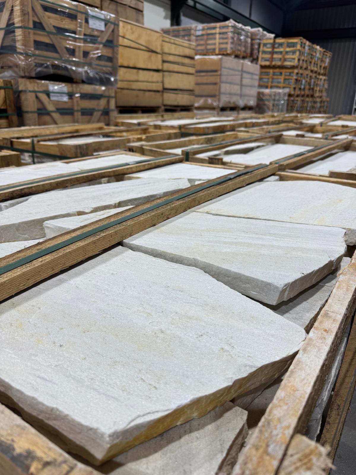 art 782 Flagstones Brasil White 25-40mm 4-8pc M2 Dikformaat geselecteerd materiaal