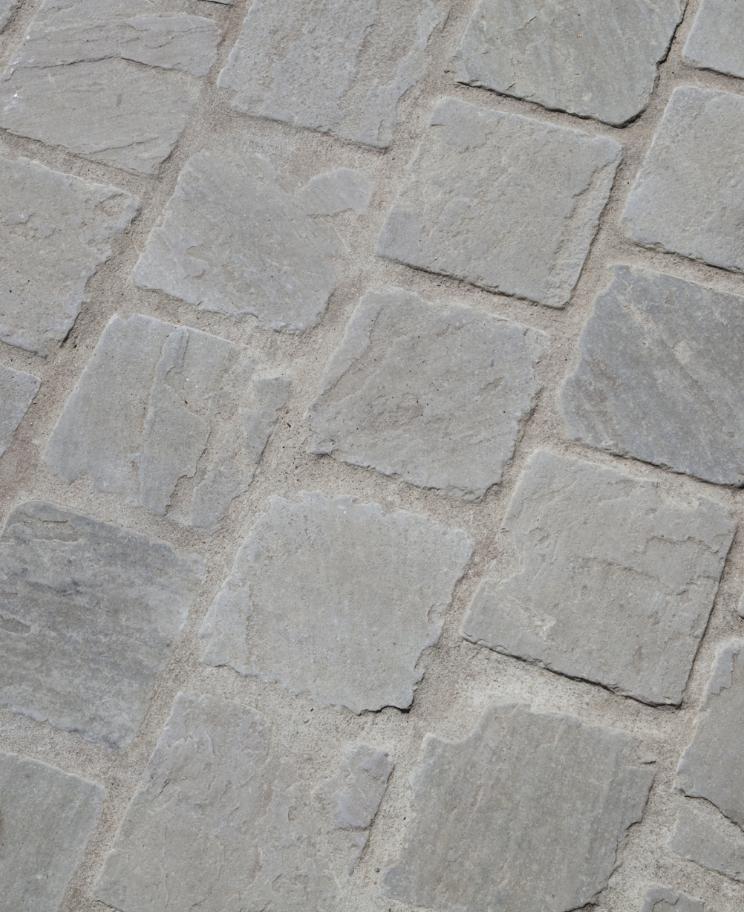 art 818 Kandla Grey